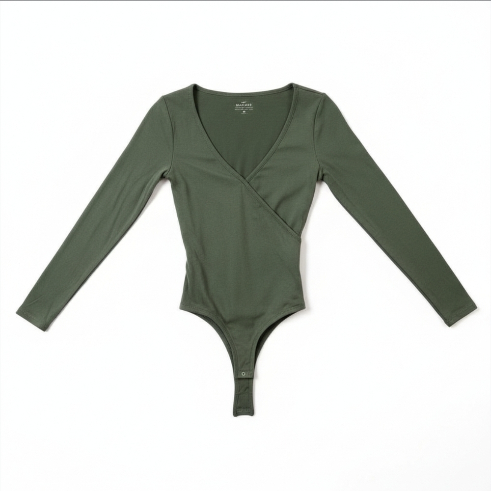 Hollister Sage Green V Neck Cross Long Sleeve Body Suit Womens Small